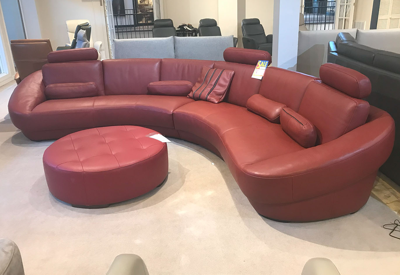 I462 Modern Red Leather Curved Sectional  INCANTO
