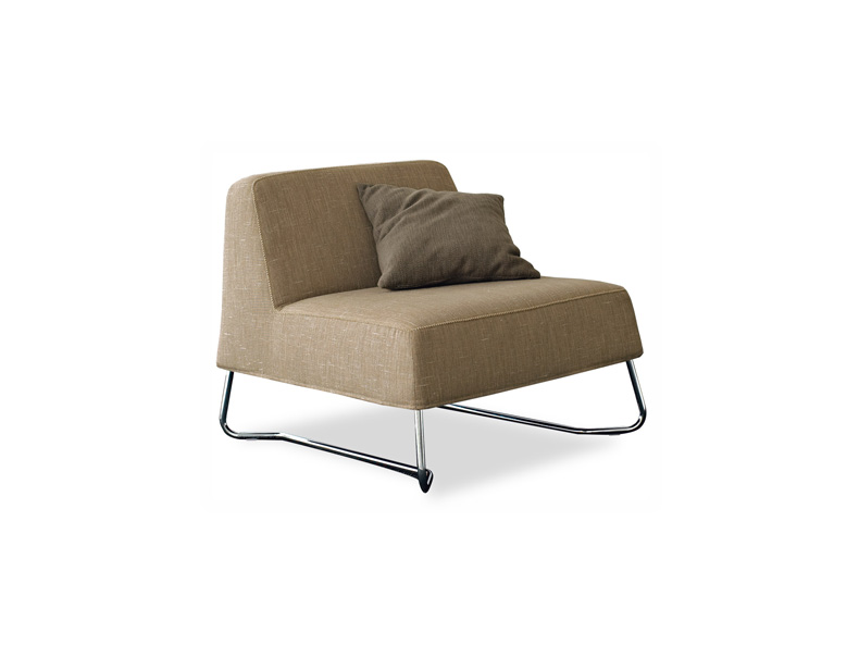 Linear Armchair with removable cover CS/3310-1P Calligaris