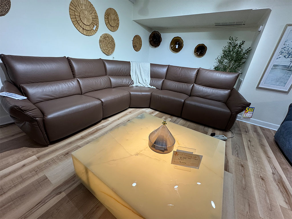 5 Piece Triple Power Motion Sectional  Natuzzi Italia