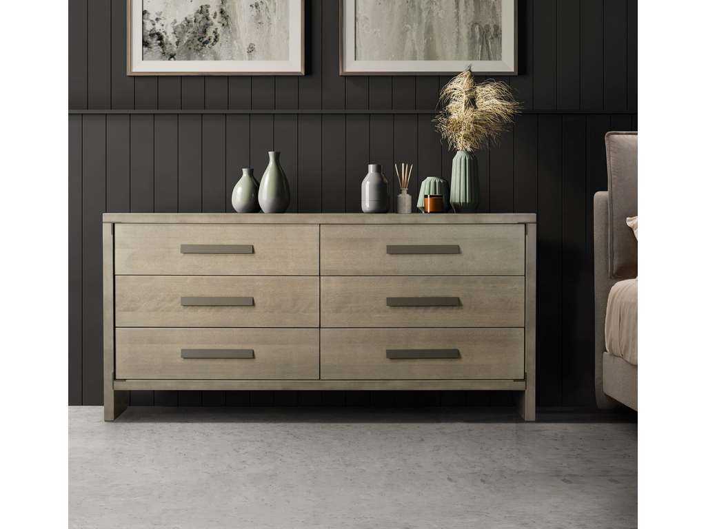 Dresser  Trica