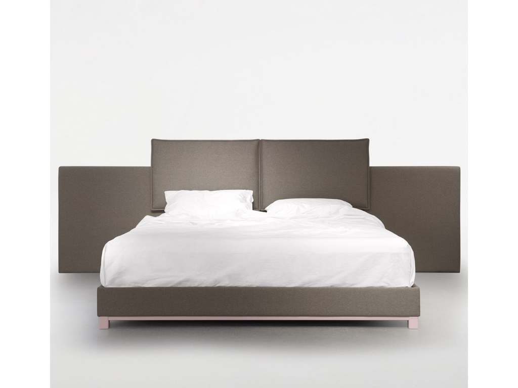 Bed  Trica